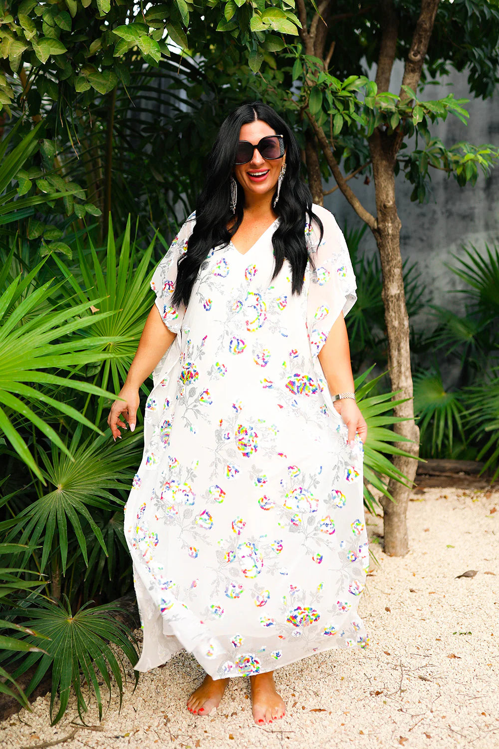 BOUTIQUE BUDDY LOVE ATLAS CAFTAN MAXI DRESS WHITE SANGRIA FRONT 4