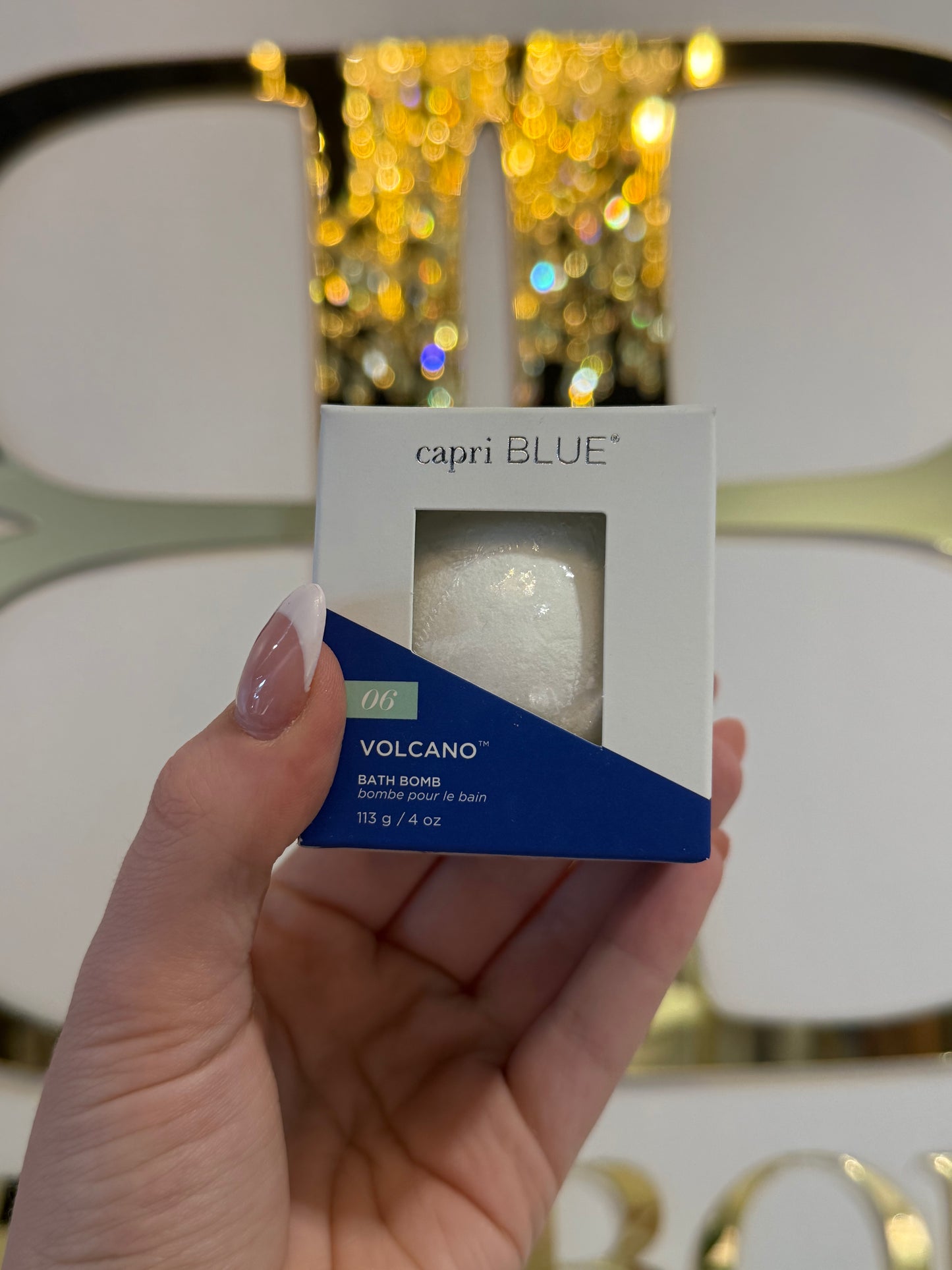 BOUTIQUE CAPRI BLUE BATH BOMB VOLCANO IN HAND
