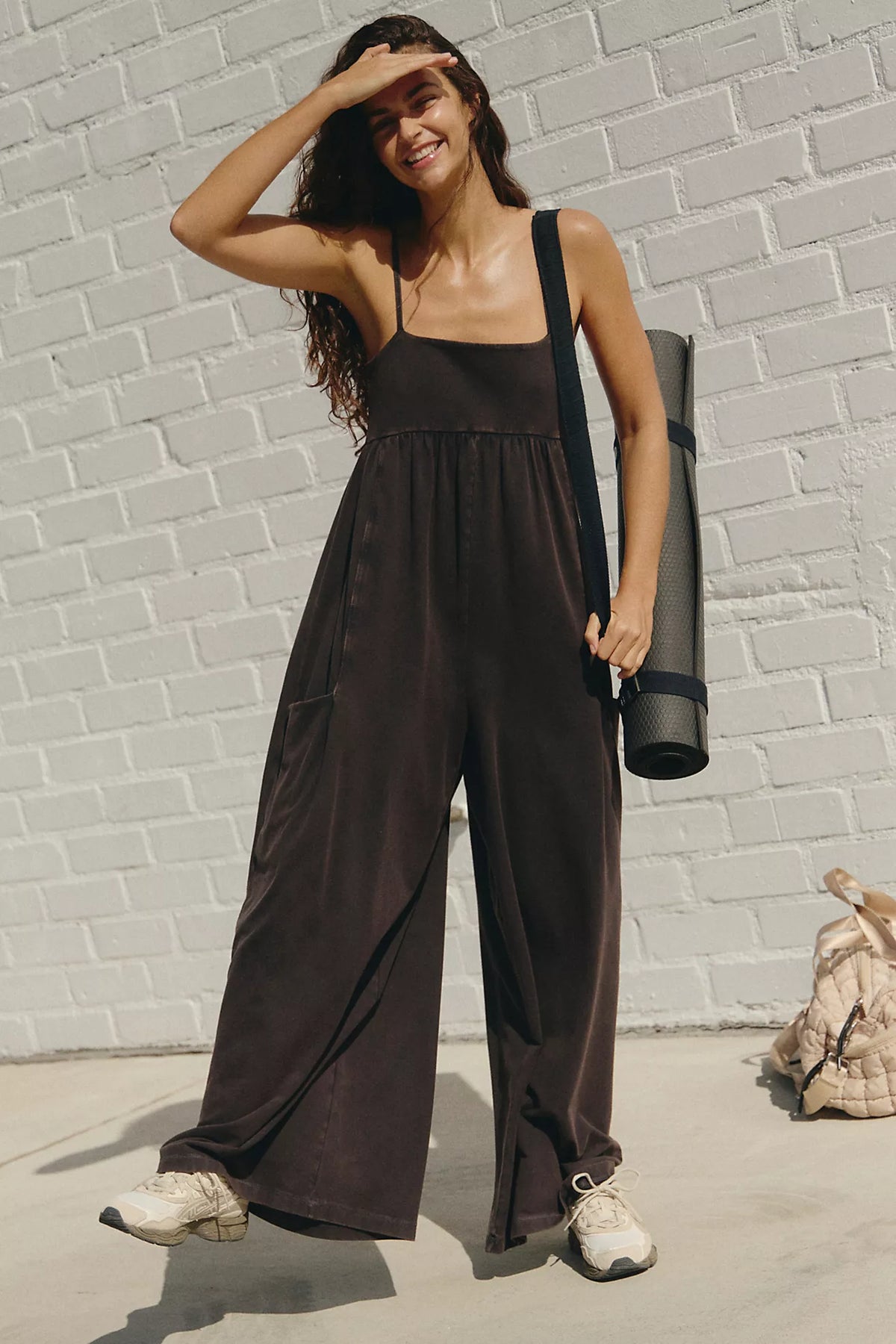 BOUTIQUE FREE PEOPLE HOT SHOT STRAPPY ONSIE FRONT BLACK