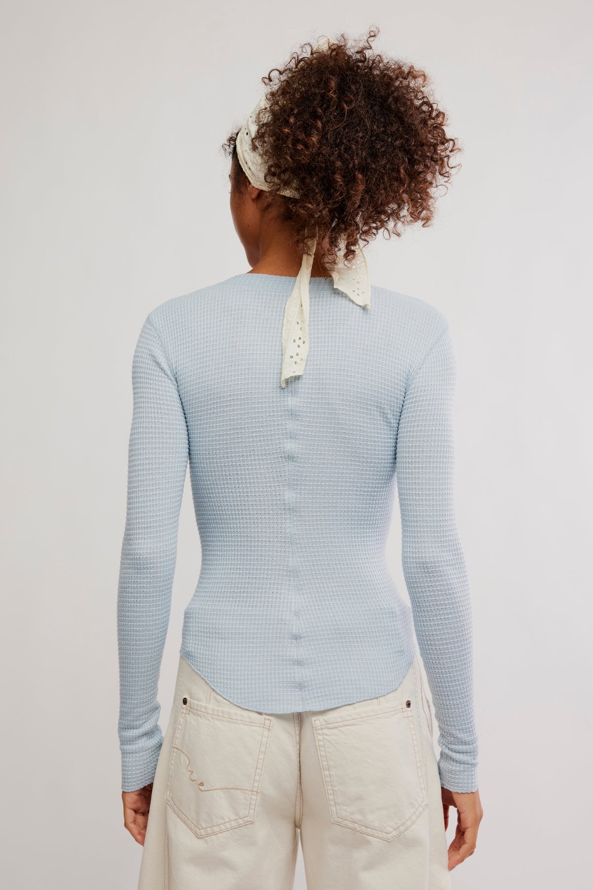 BOUTIQUE FREE PEOPLE INTIMATELY GOING PLACES CARDI PEARL BLUE BACK