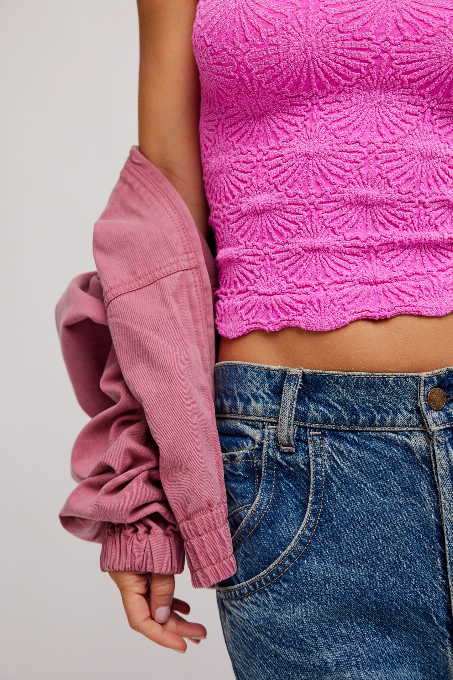 BOUTIQUE FREE PEOPLE INTIMATELY LOVE LETTER CAMI DREAM POP FRONT UP CLOSE