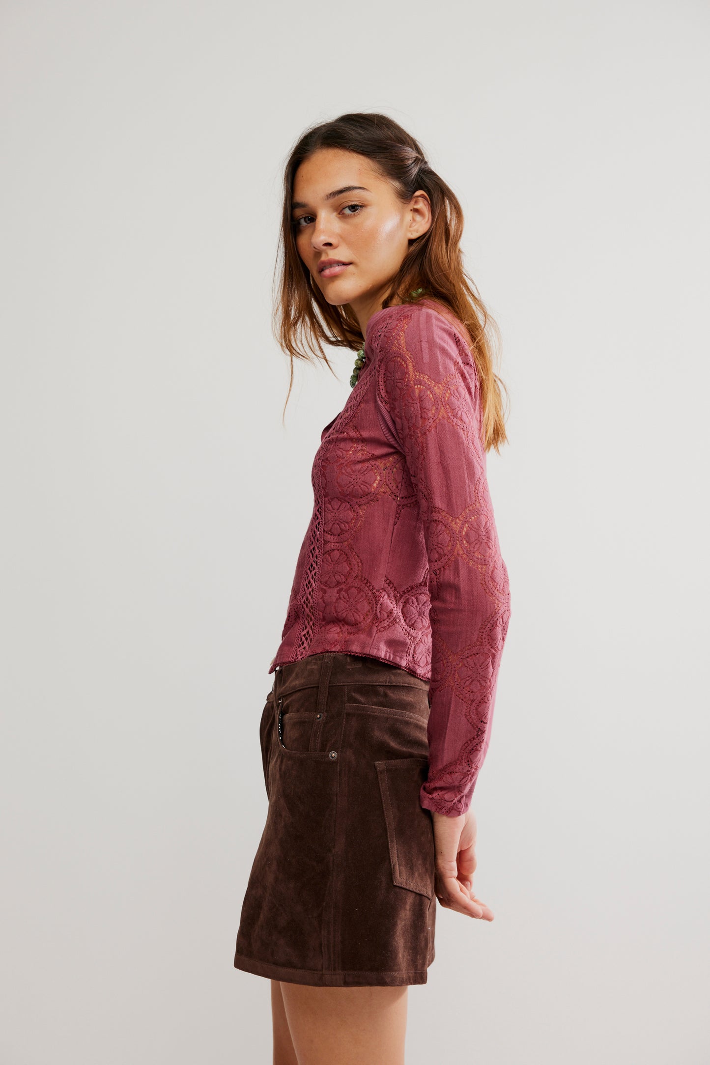BOUTIQUE FREE PEOPLE JAE KNIT LONG SLEEVE CRUSHED BERRY SIDE