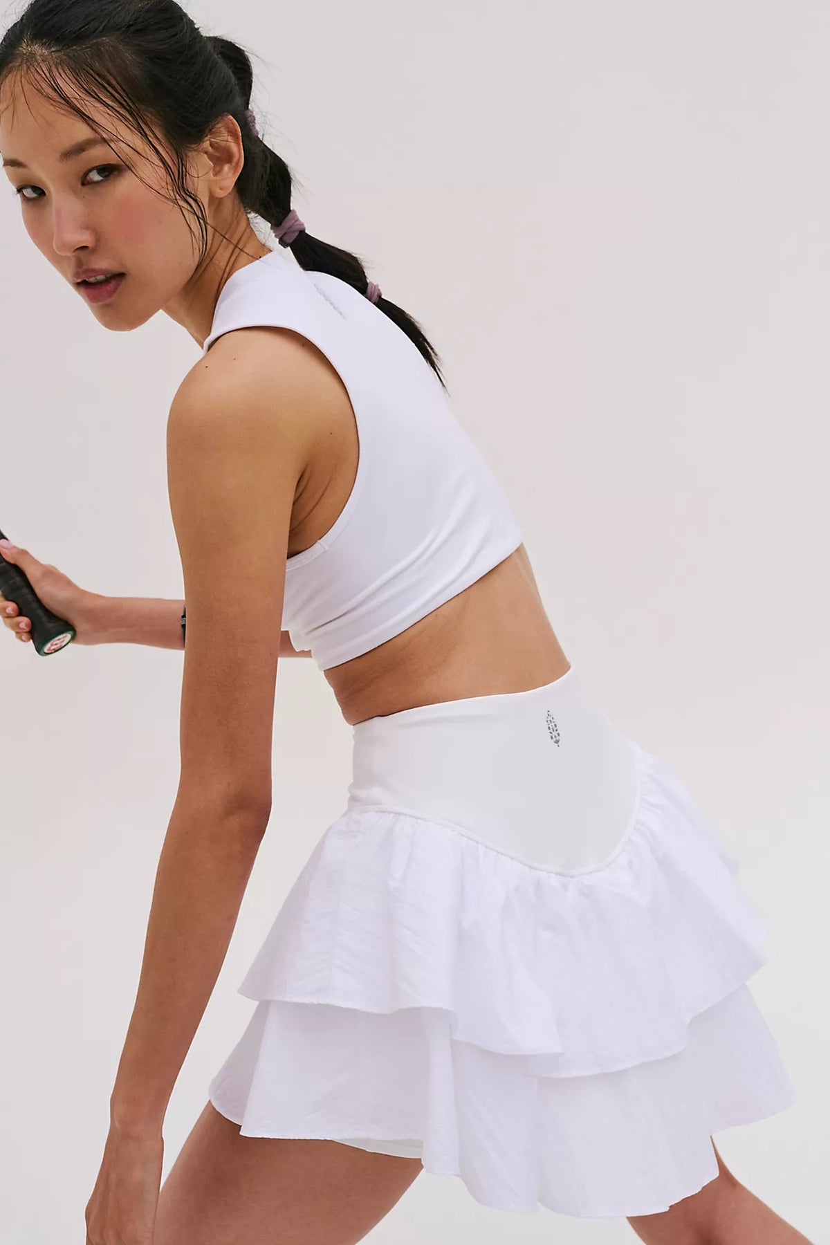 BOUTIQUE FREE PEOPLE MOVEMENT FIELD DAY SKORT WHITE SIDE