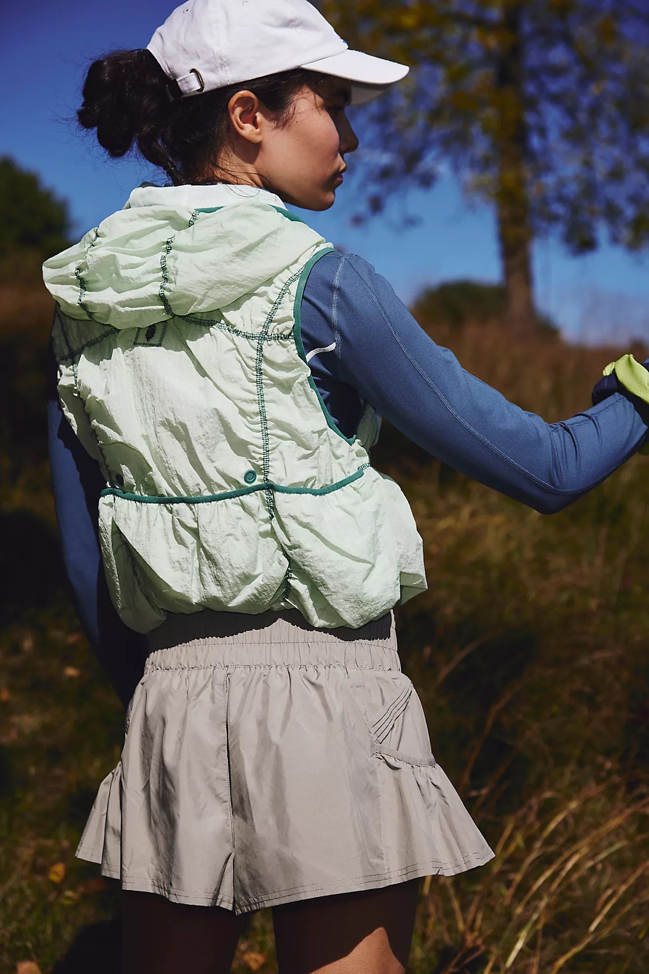 BOUTIQUE FREE PEOPLE MOVEMENT GET YOUR FLIRT ON SHORTS PUMICE BACK