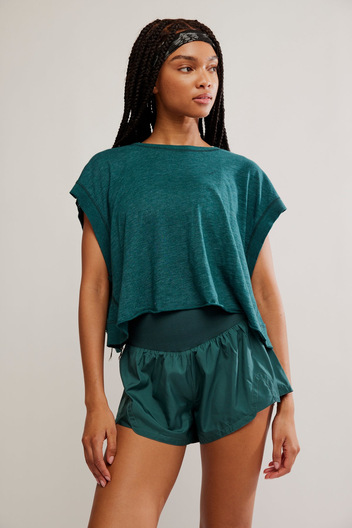 BOUTIQUE FREE PEOPLE MY TIME TEE EVERGREEN FRONT2
