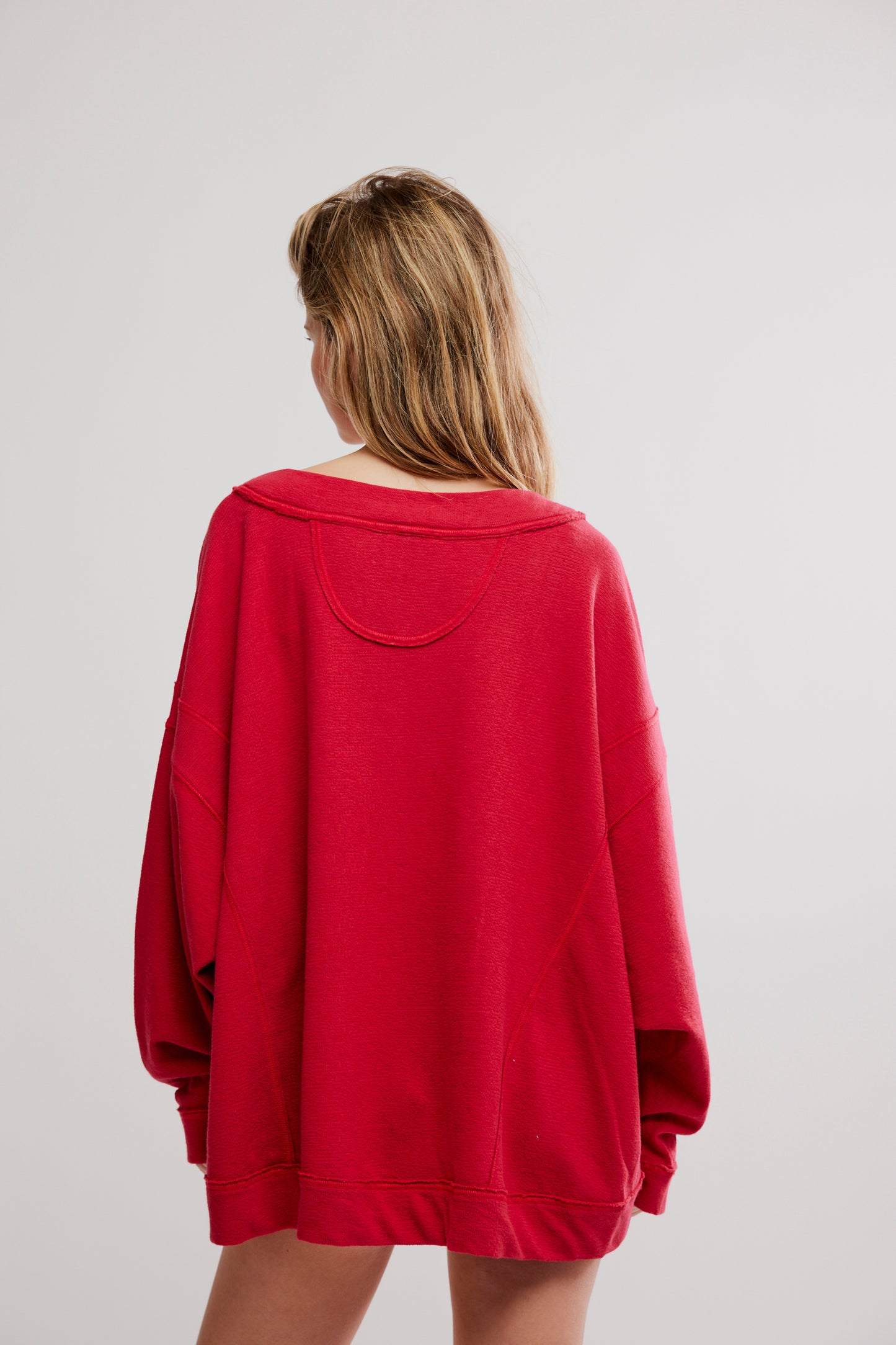 BOUTIQUE FREE PEOPLE STAYCATION PULLOVER DEEP CHERRY BACK