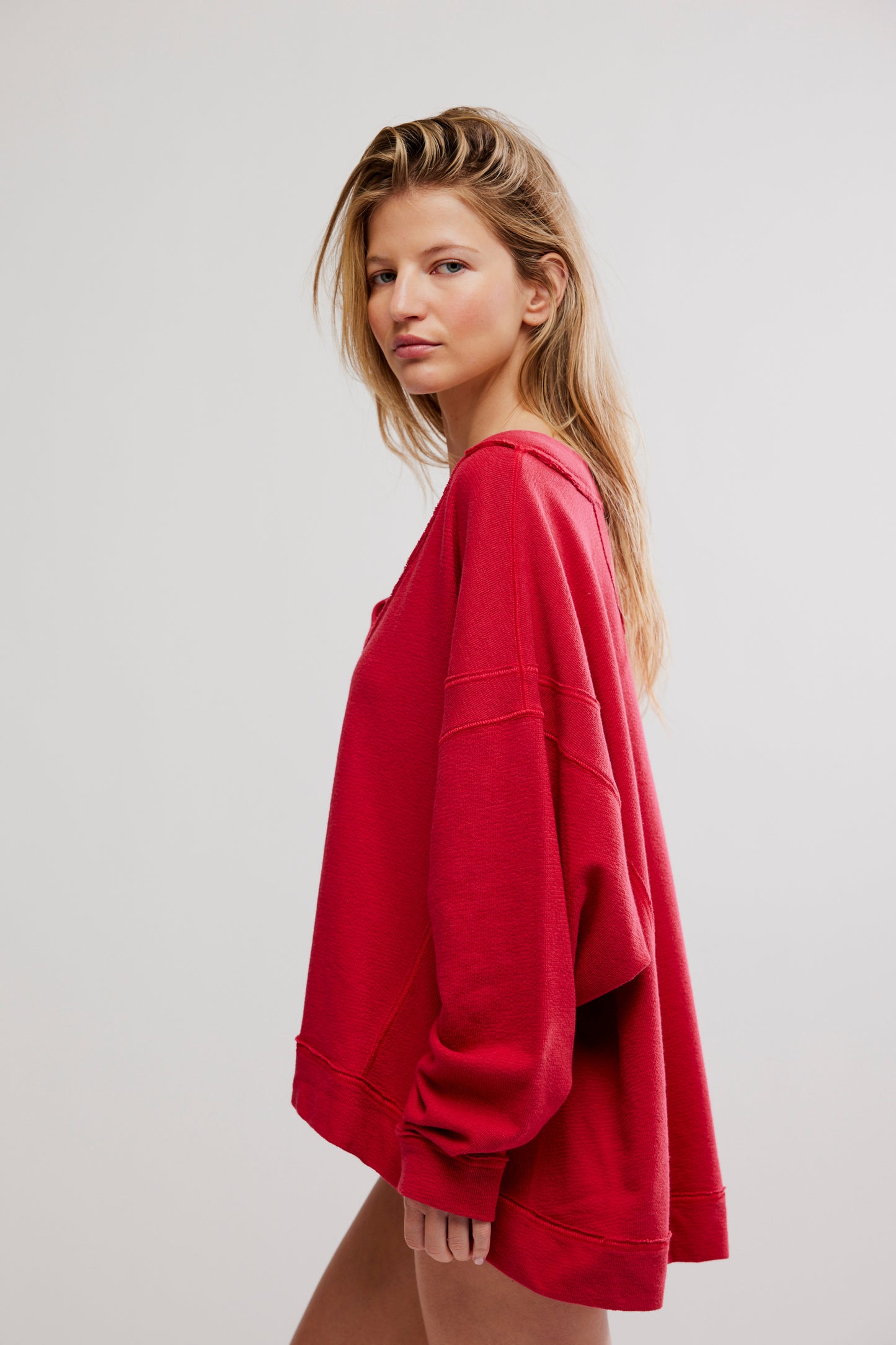 BOUTIQUE FREE PEOPLE STAYCATION PULLOVER DEEP CHERRY SIDE