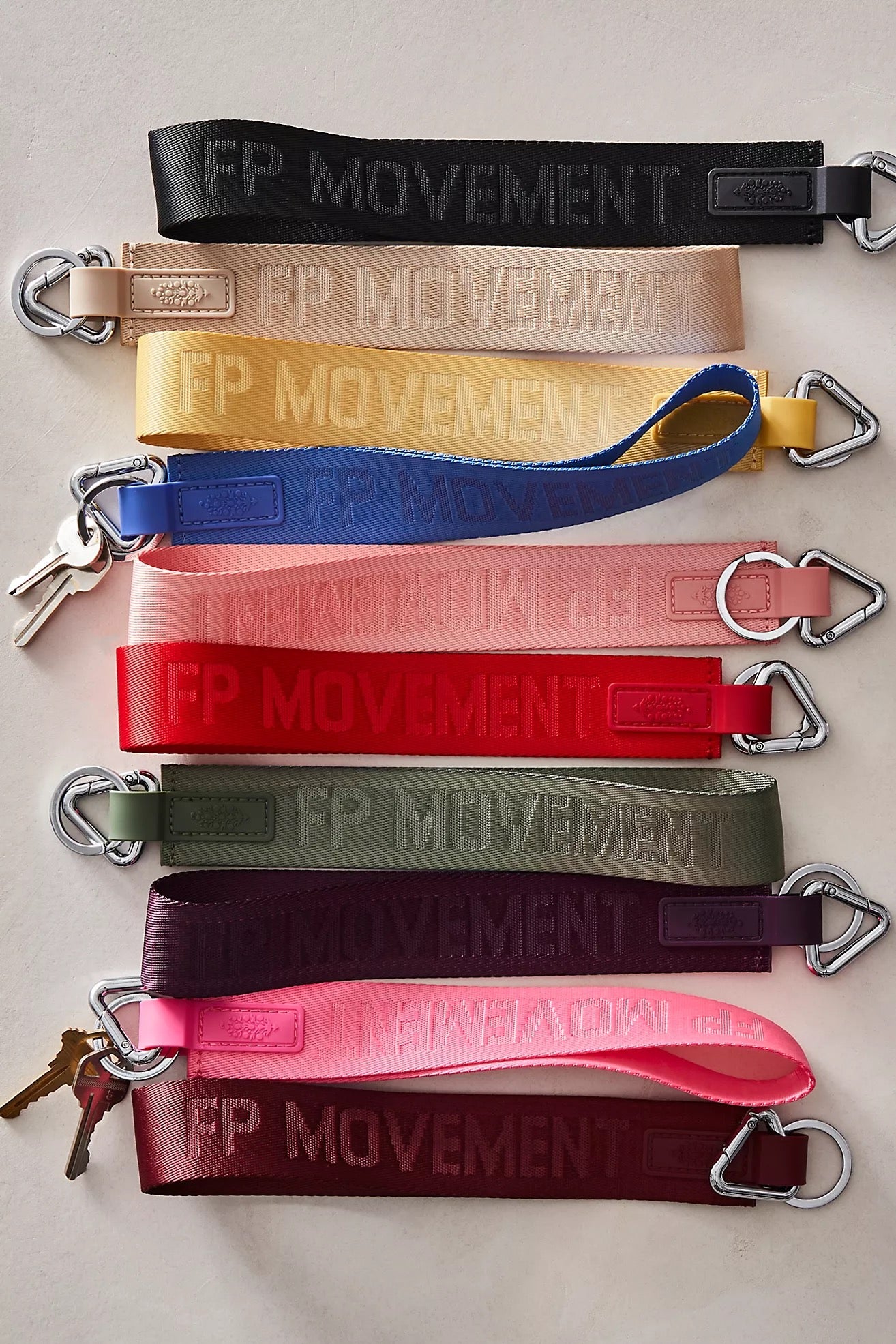 BOUTIQUE FREE PEOPLE THERE IT IS KEYCHAIN