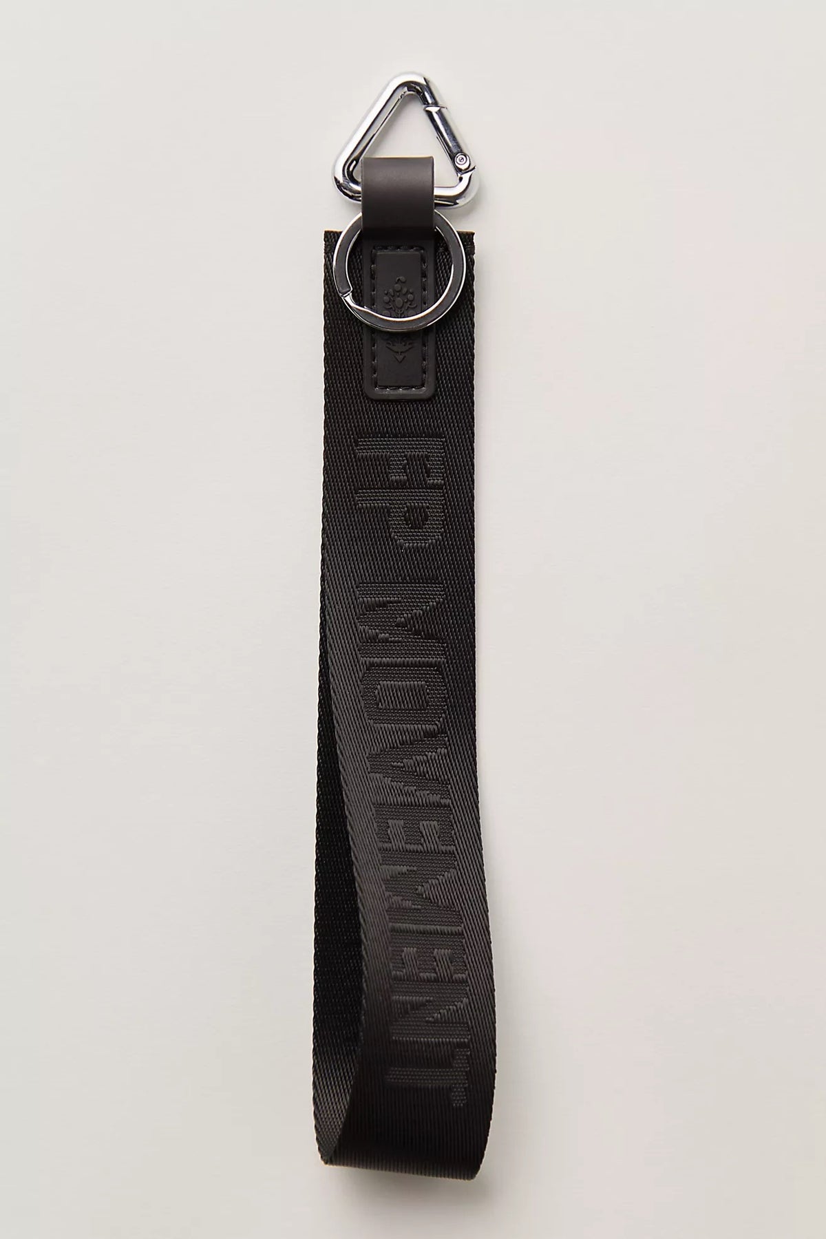 BOUTIQUE FREE PEOPLE THERE IT IS KEYCHAIN BLACK 2