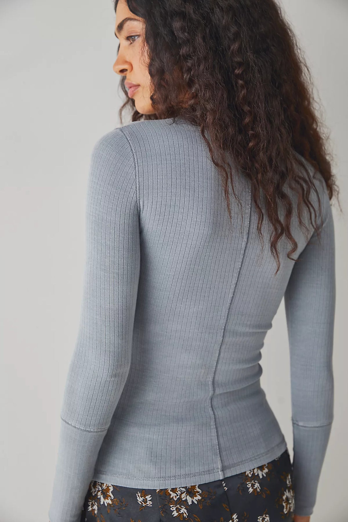 BOUTIQUE FREE PEOPLE THE RICKIE TOP BACK GREY HAZE