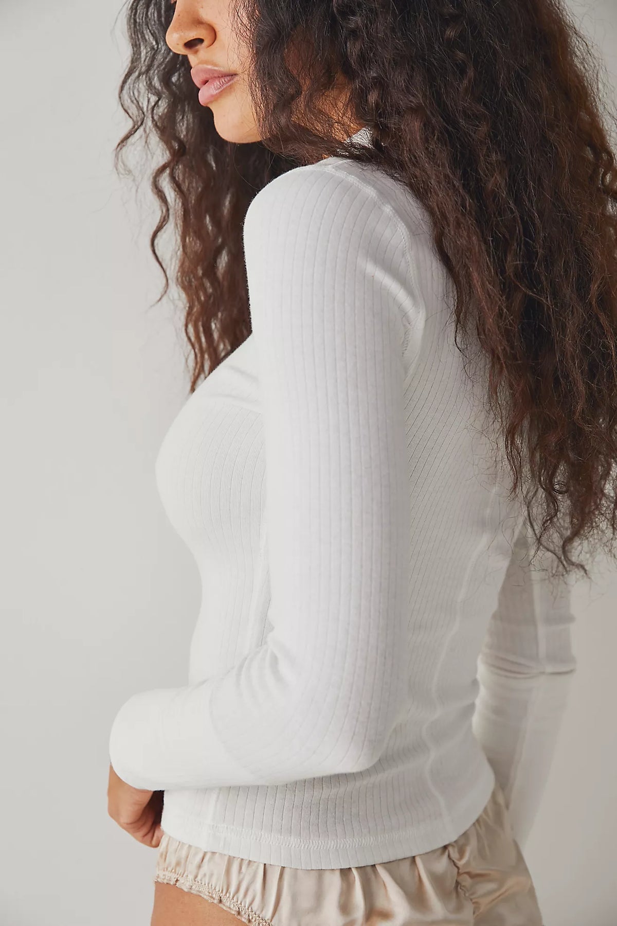 BOUTIQUE FREE PEOPLE THE RICKIE TOP SIDE WHITE