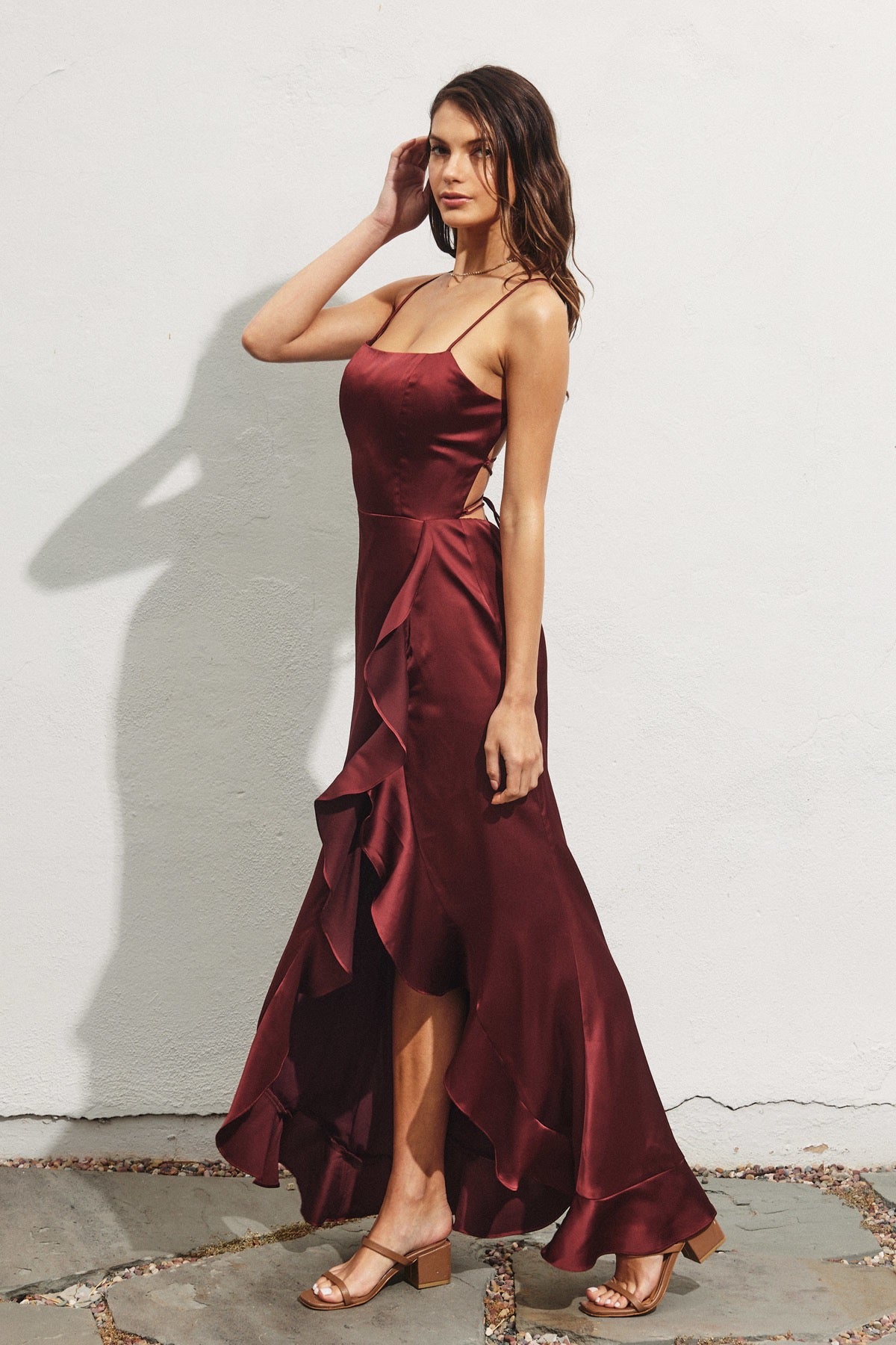 BOUTIQUE GOING OUT OPEN BACK RUFFLED MAXI DRESS SANGRIA SIDE