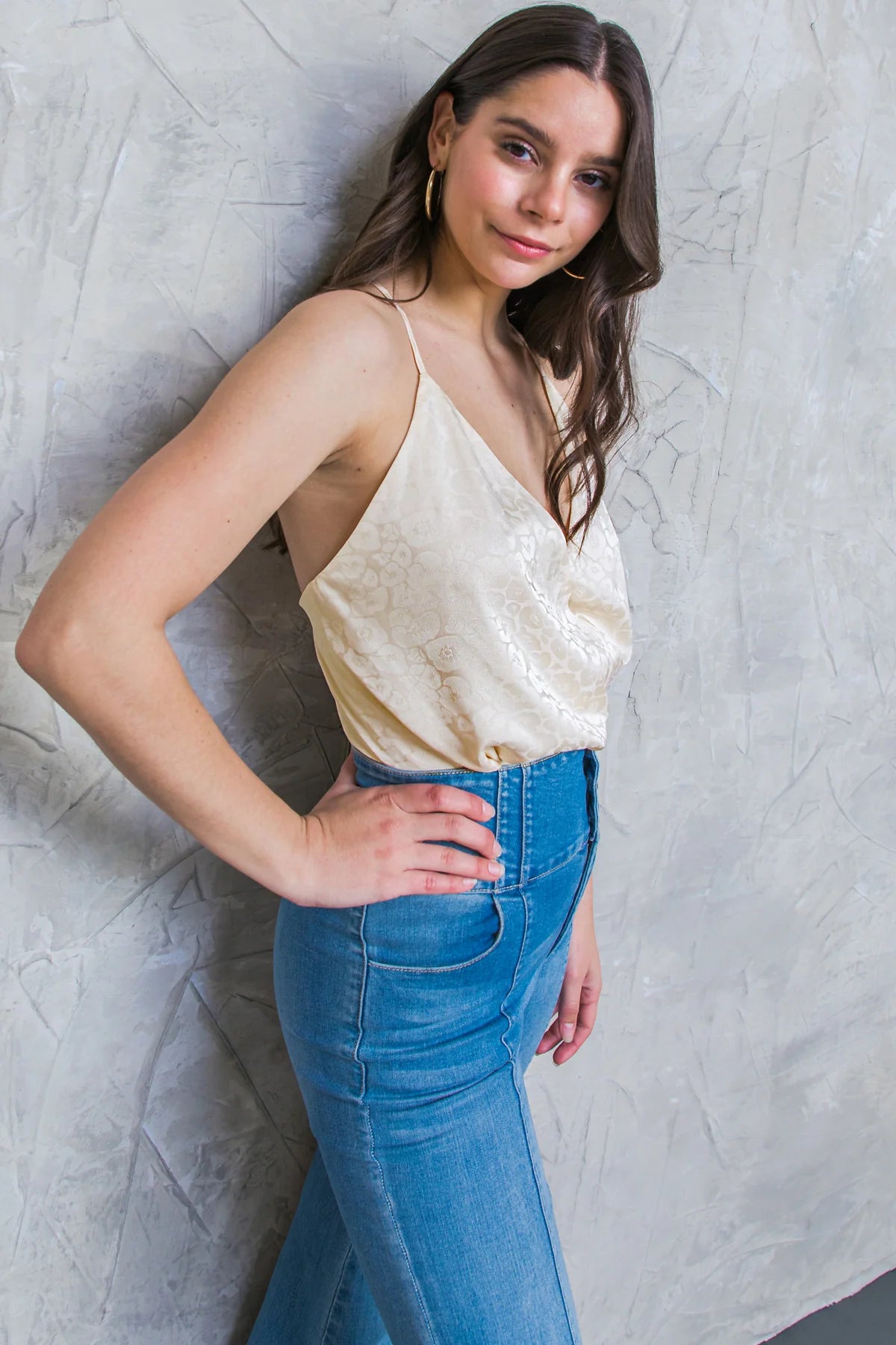 BOUTIQUE I WISH YOU KNEW CAMI TOP CREAM SIDE