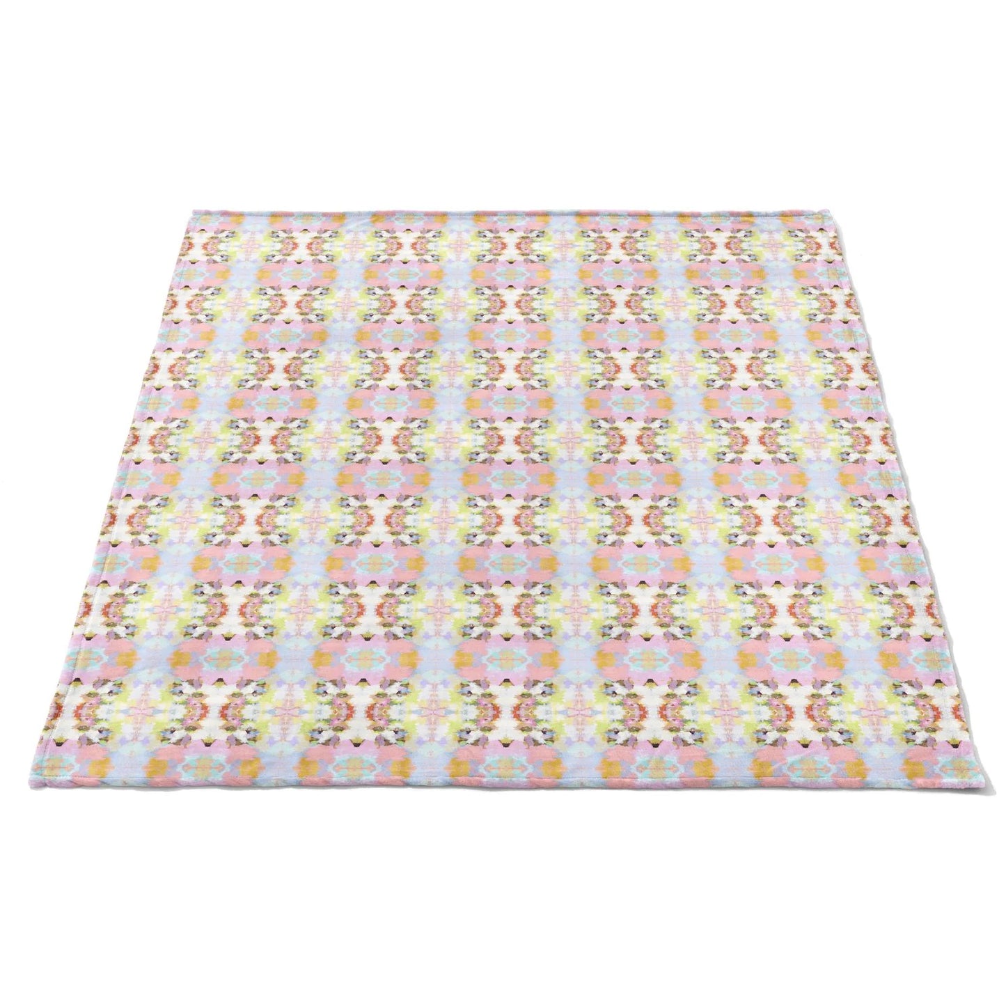 BOUTIQUE LAURA PARK BROOKS AVENUE PINK FLEECE BLANKET 4