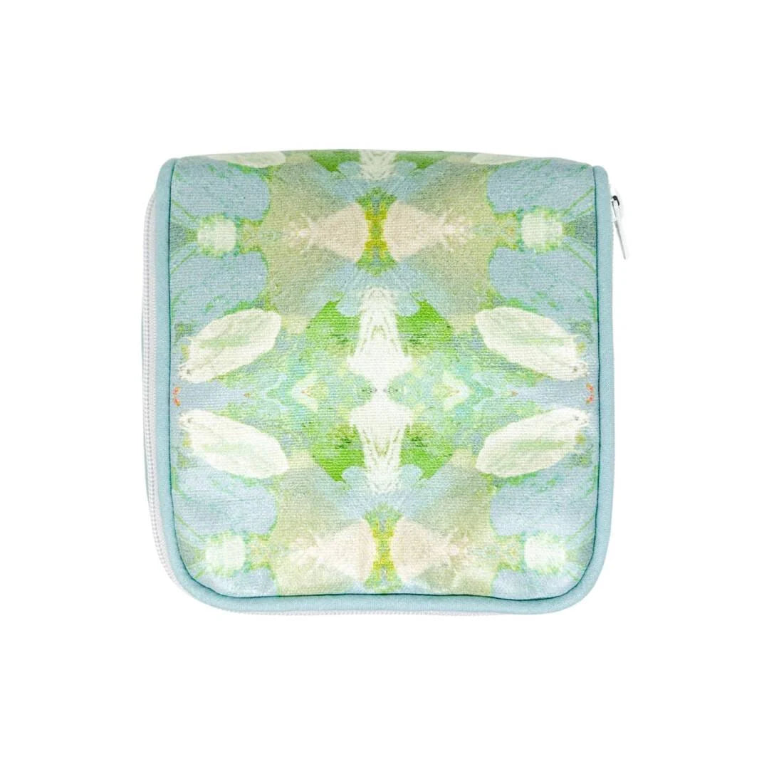 BOUTIQUE LAURA PARK ELEPHANT FALLS JEWELRY CASE