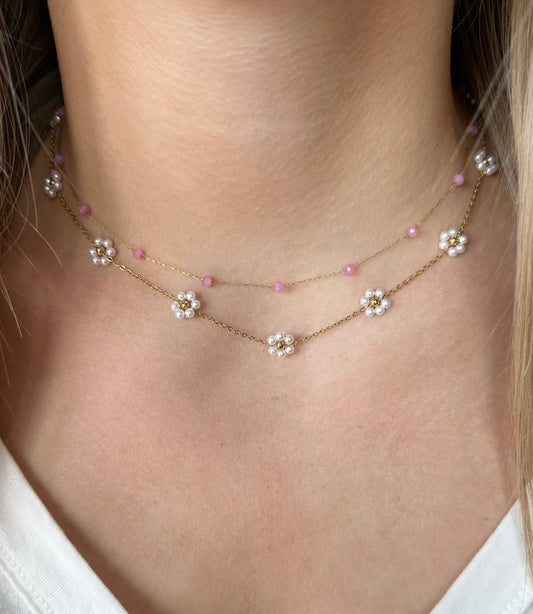 BOUTIQUE LINNY CO GOLD PINK PEARL DABNEY NECKLACE FRONT 2