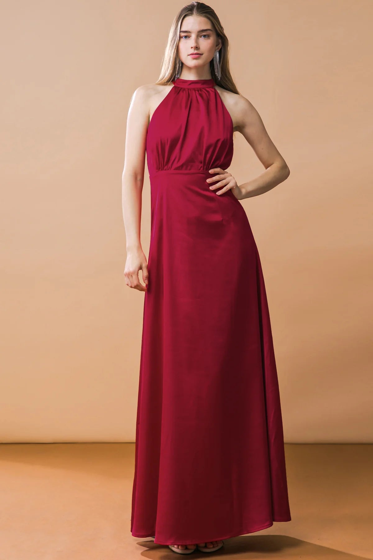 BOUTIQUE LOOKBOOK FAVORITE WOVEN MAXI DRESS BURGUNDY RED FRONT 2