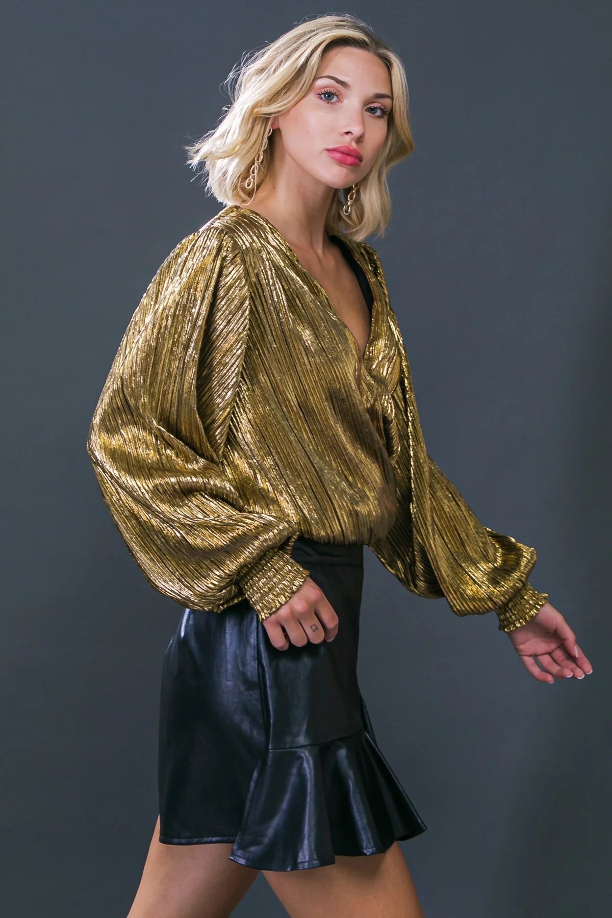 BOUTIQUE LOVE ME FOREVER PLISSE BODYSUIT GOLD SIDE