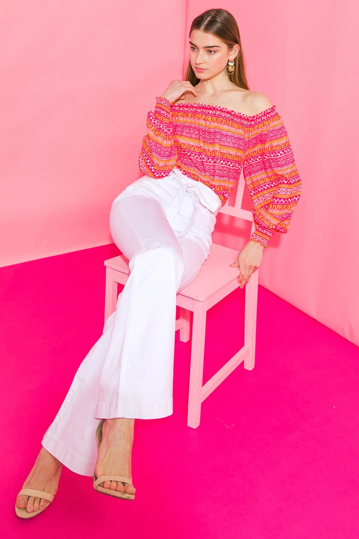 BOUTIQUE MY ONLY FAVORITE THING IS FLARE JEANS WHITE FRONT 3