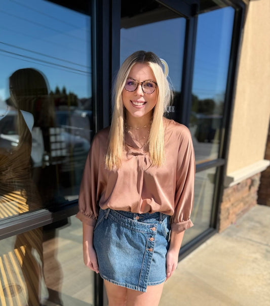 BOUTIQUE SILKY MUSE TOP COFFEE FRONT ON MODEL
