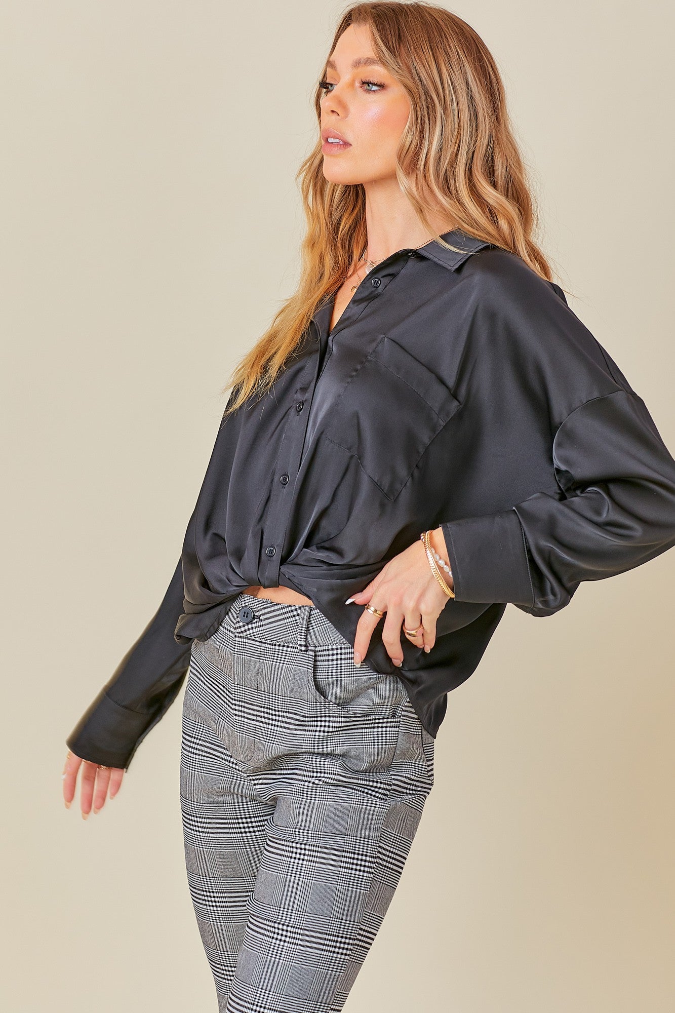 BOUTIQUE SLEEK SATIN BUTTON DOWN TOP BLACK SIDE