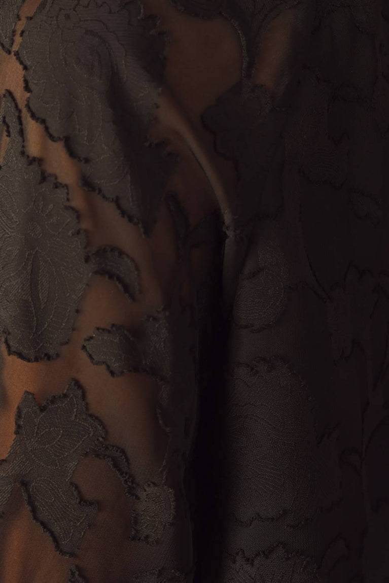 BOUTIQUE SOLARIS DREAM WOVEN TOP BLACK