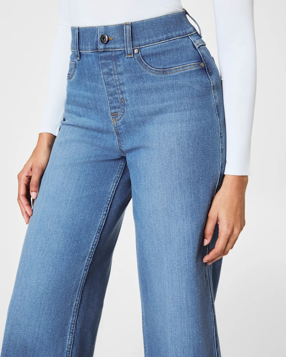 BOUTIQUE SPANXSHAPE™ EVERYWEAR CROPPED WIDE LEG JEANS STONEWASHED BLUE FRONT 3