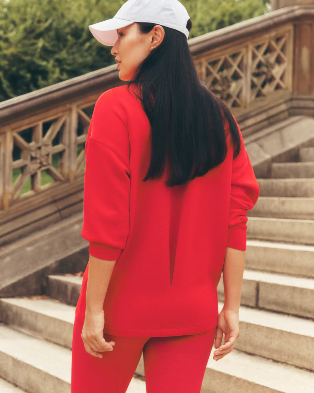 BOUTIQUE SPANX AIRESSENTIALS CREWNECK SPANX RED BACK