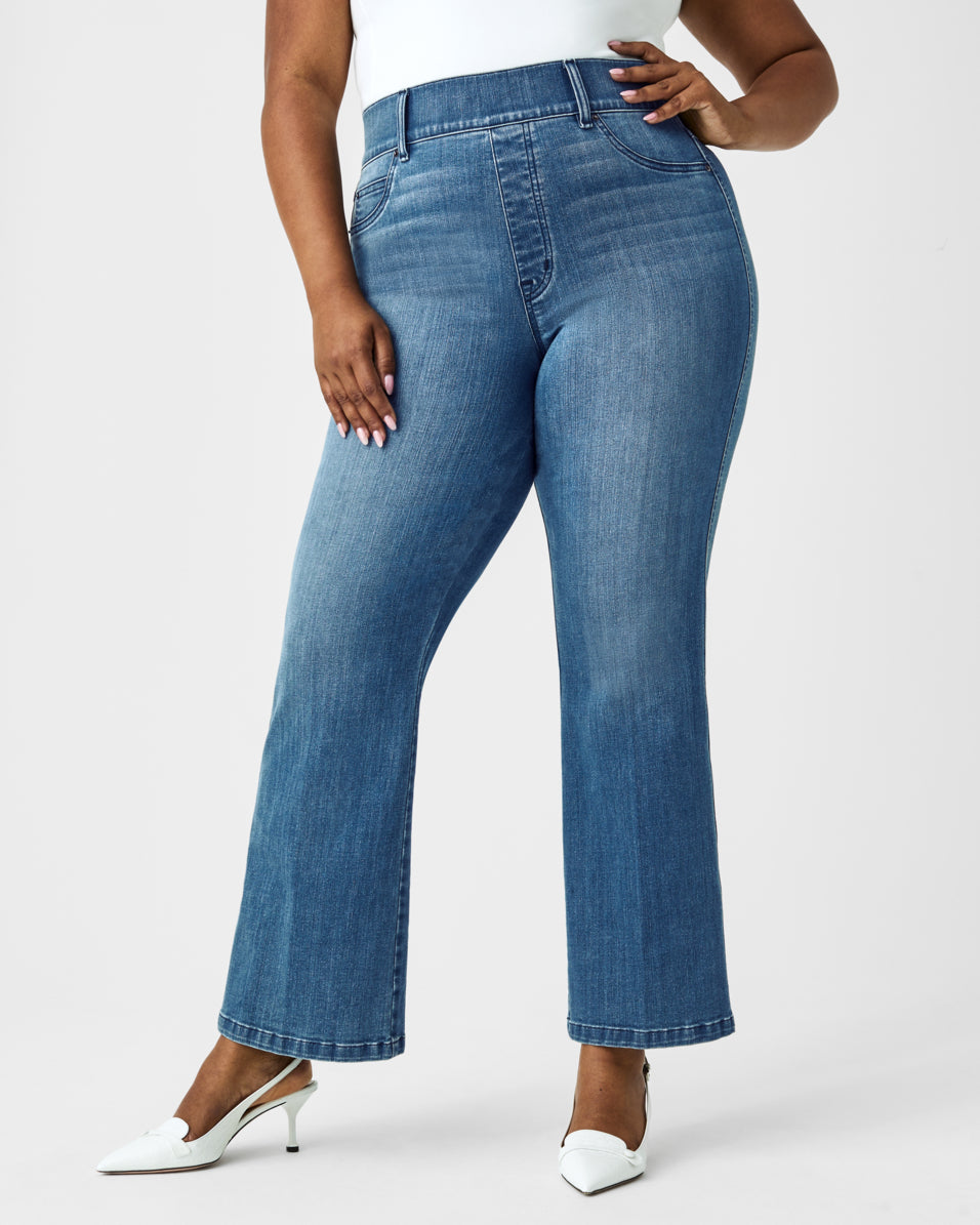 BOUTIQUE SPANX KICK FLARE JEANS VINTAGE INDIGO FRONT 2