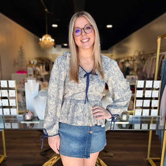 BOUTIQUE TOILE BABYDOLL BLOUSE INDIGO FRONT ON MODEL