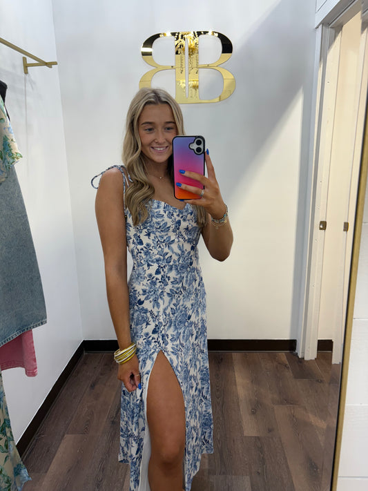 Au Revoir Empire Sweetheart Tiered Midi Dress