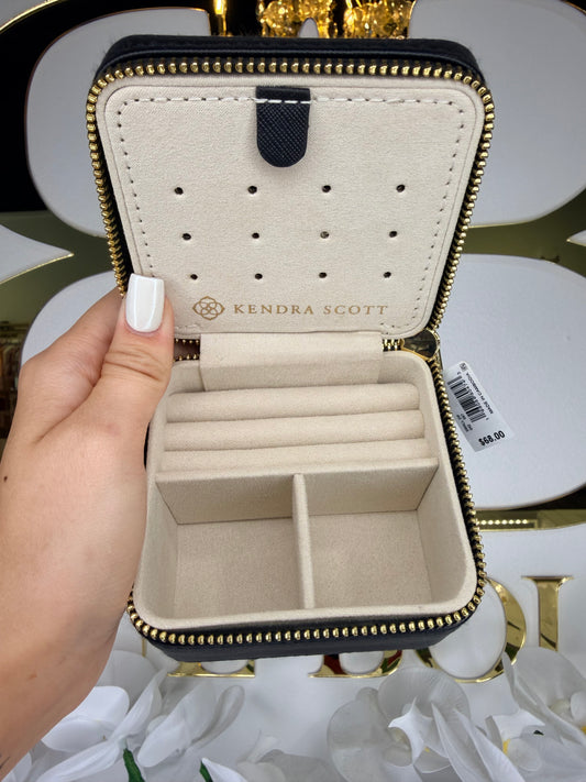 Black Kendra Scott, jewelry case open