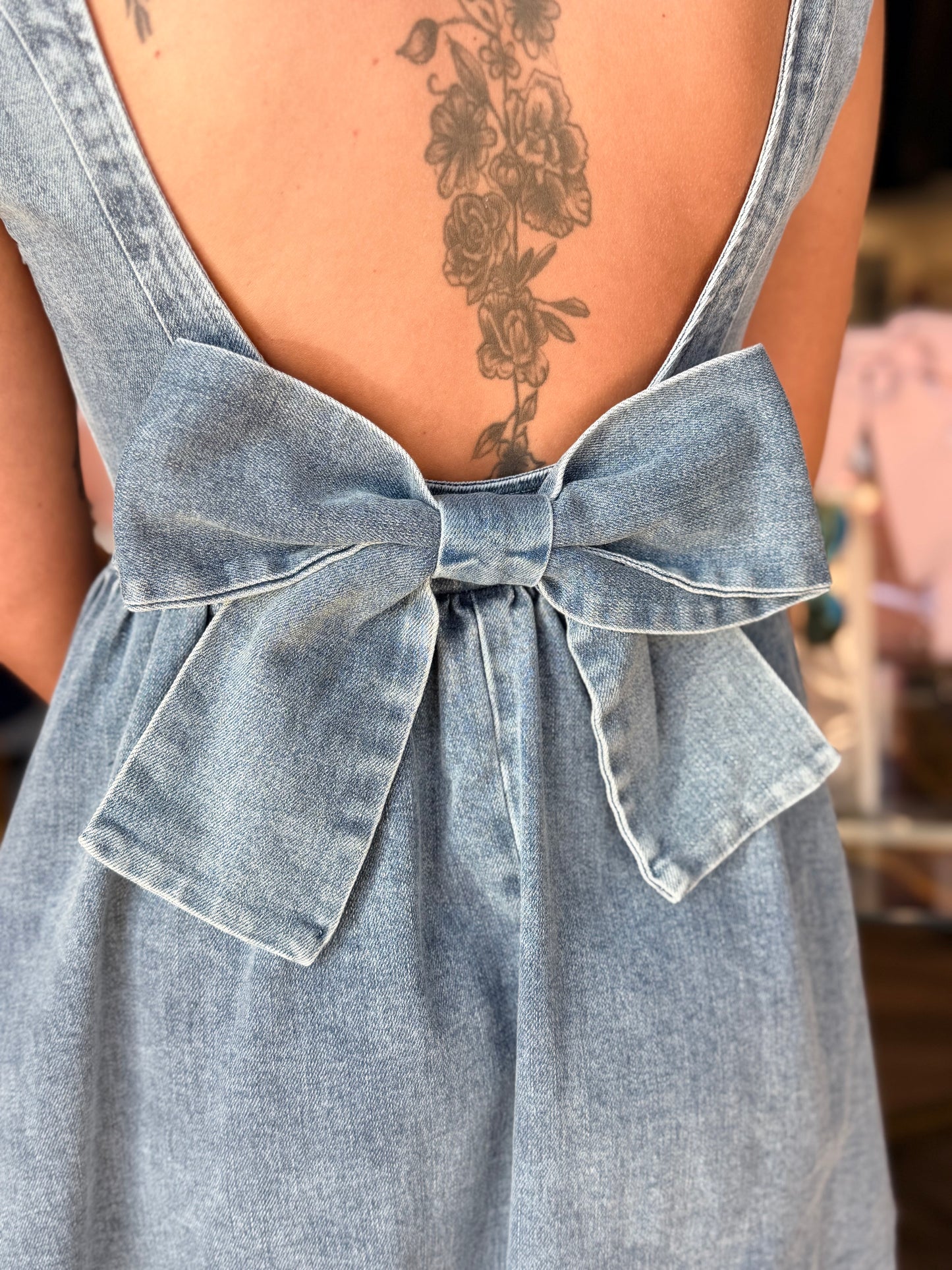 Denim dress with bow 