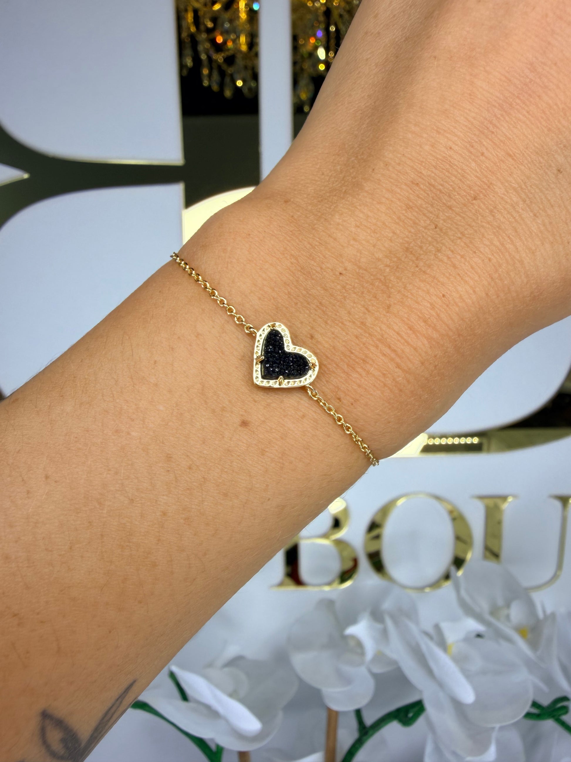 Kendra Scott delicate bracelet with black heart
