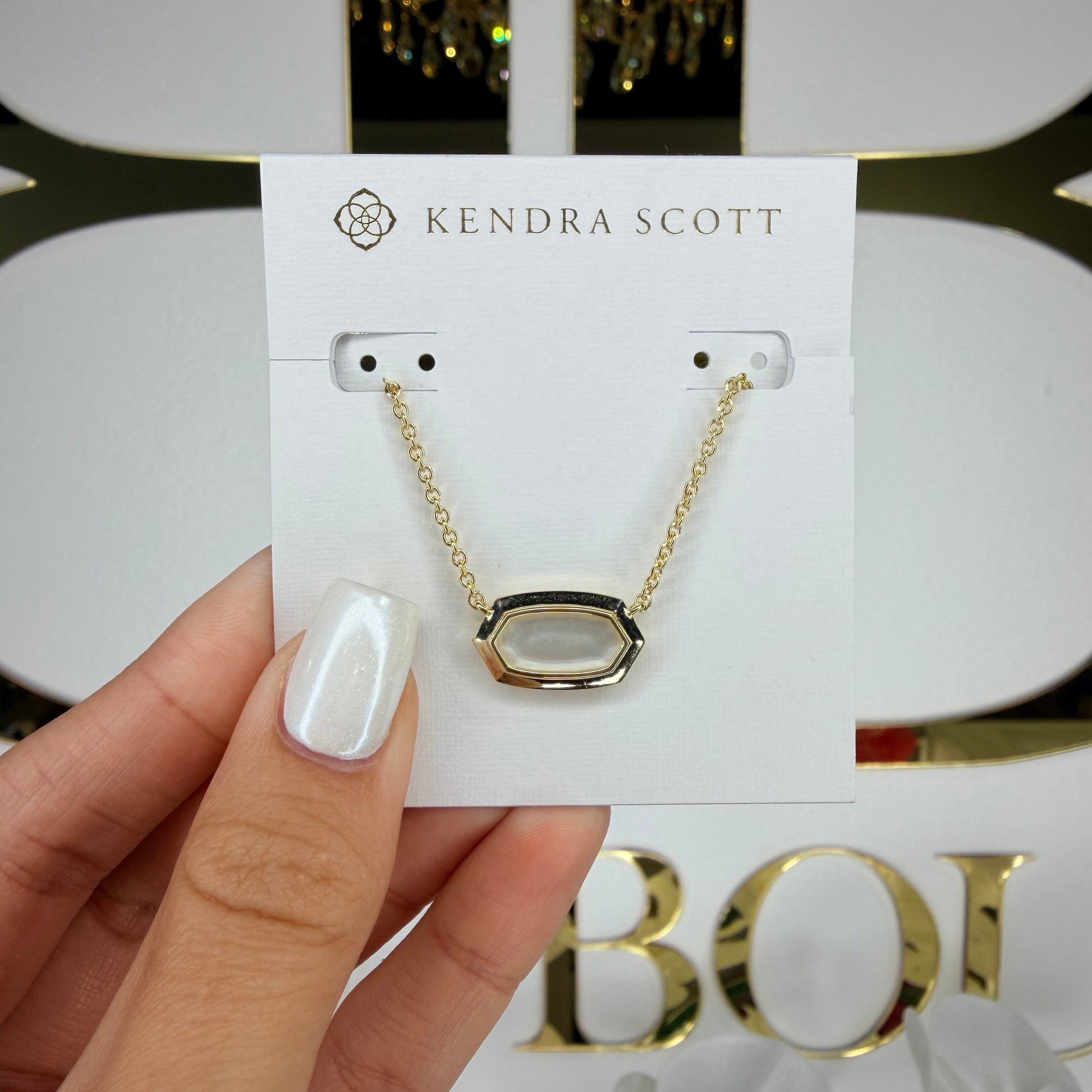 Kendra Scott old bezel mother of pearl ivory necklace 