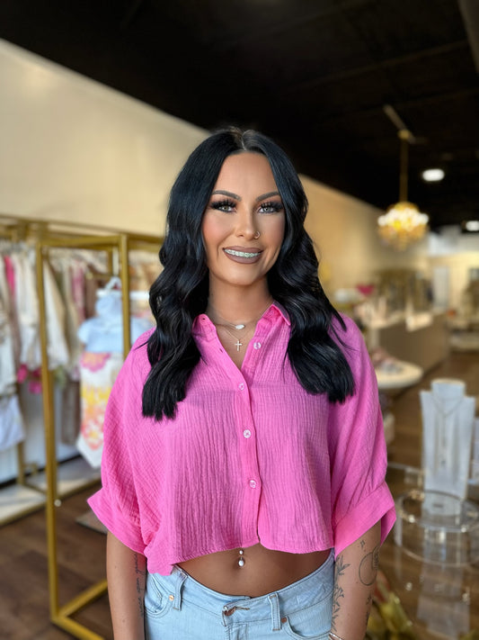 BOUTIQUE BLOOMING HAPPINESS TOP PINK ON MODEL FRONT