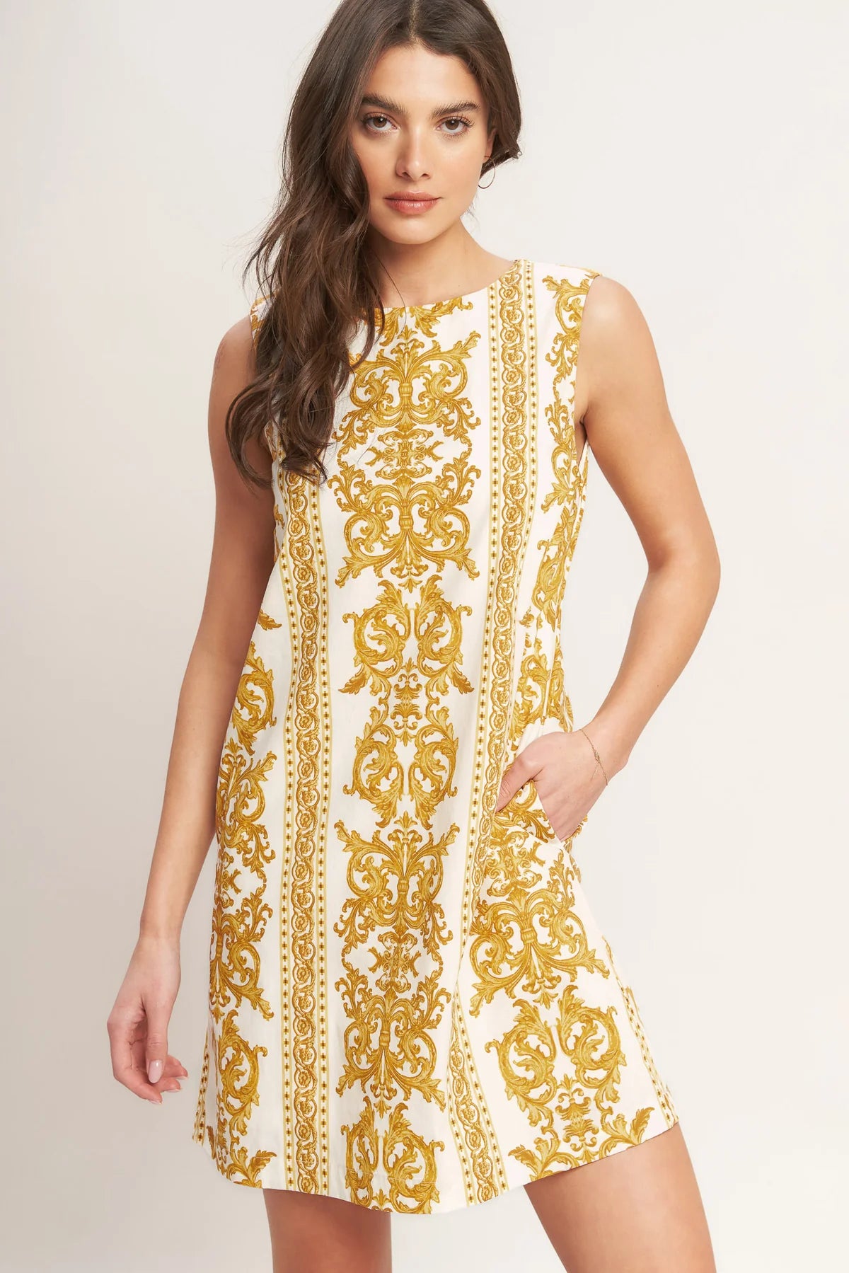 BOUTIQUE CITY GIRL WITH EDGE WOVEN MINI SHIFT DRESS FRONT
