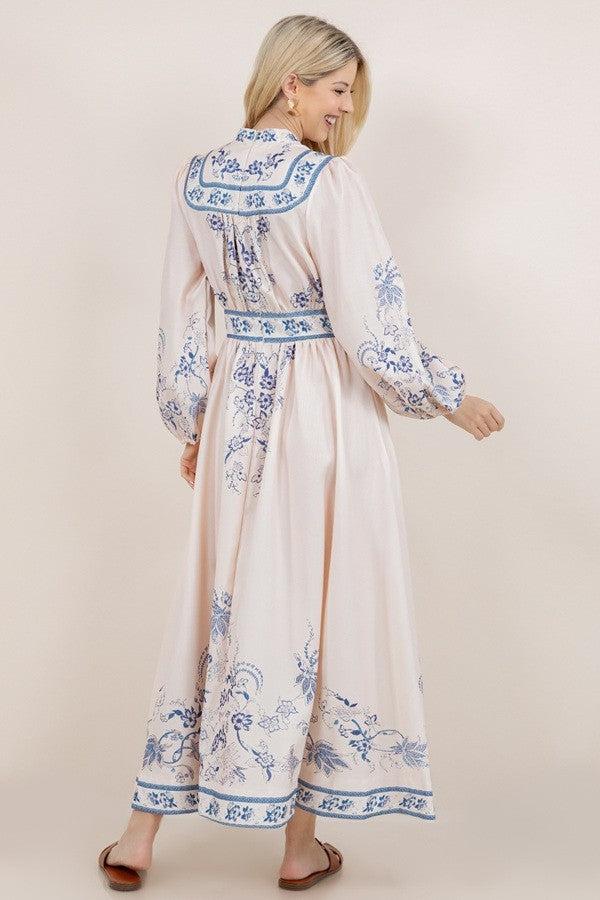BOUTIQUE DREAMY SKIES MAXI DRESS BACK