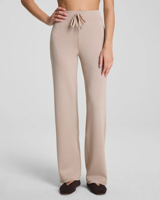 BRITIQUE BOUTIQUE MODEL WEARING SPANX STRAIGHT LEG IN DUNE