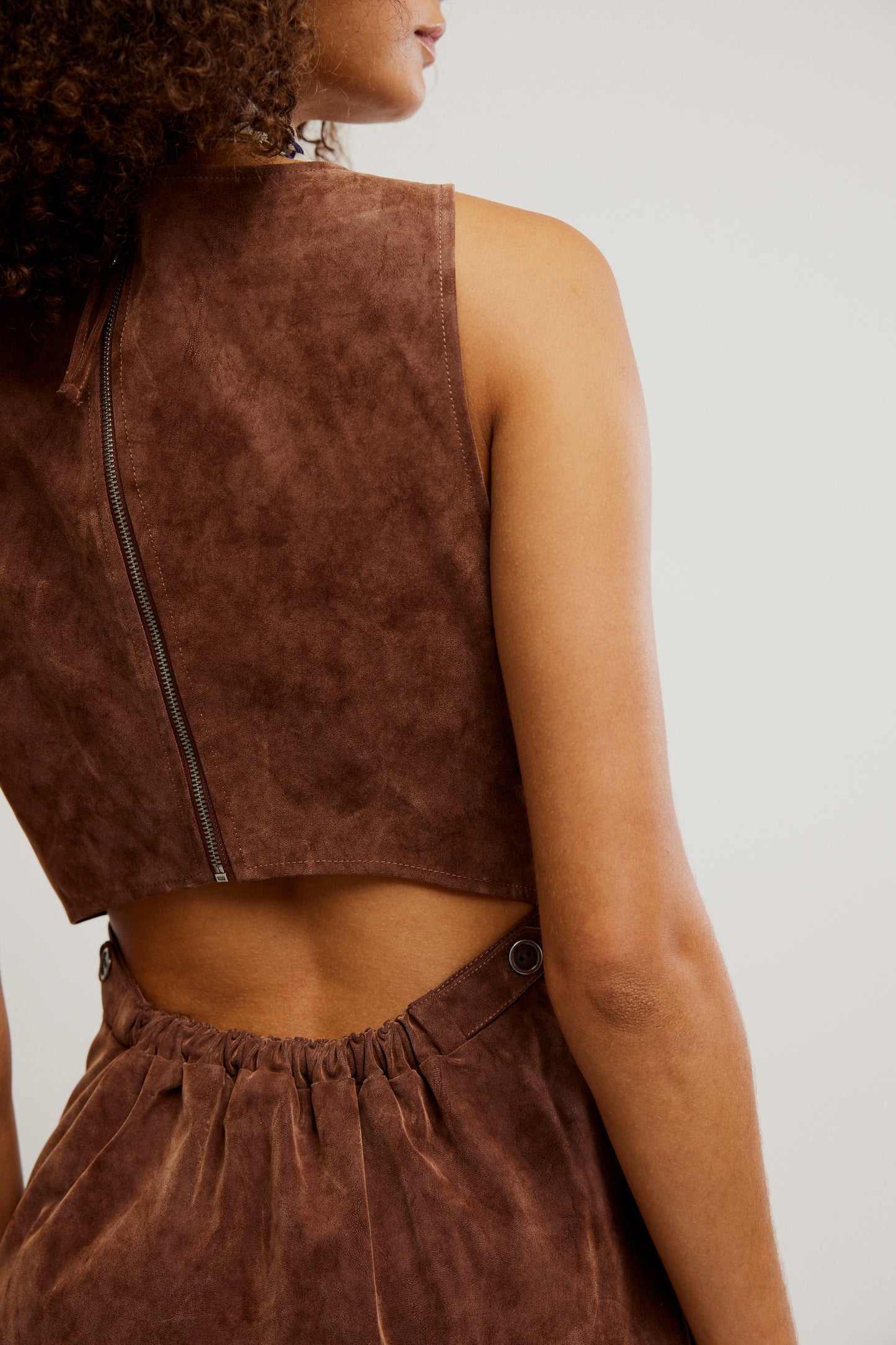 BOUTIQUE FREE PEOPLE ATLAS SUEDE MINI CHICORY COFFEE BACK 2