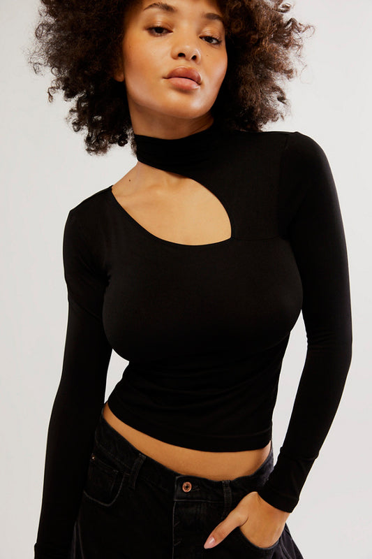 BOUTIQUE FREE PEOPLE CUT IT OUT SEAMLESS LONG SLEEVE BLACK FRONT