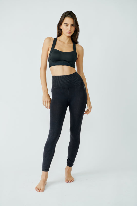 BOUTIQUE FREE PEOPLE HIGH-RISE 7/8 LENGTH GOOD KARMA LEGGINGS BLACK FRONT 4