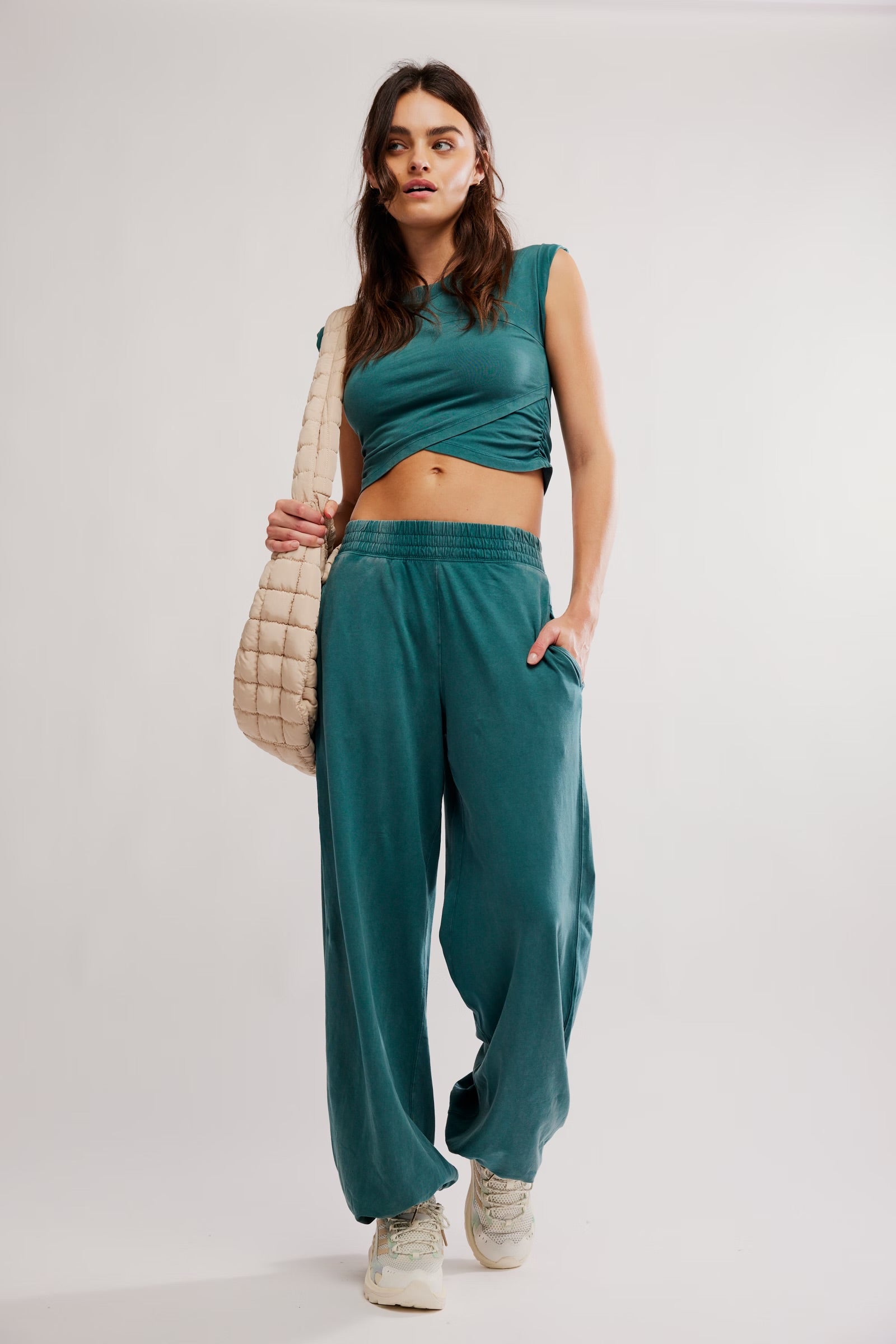 BOUTIQUE FREE PEOPLE HOT SHOT CROSSOVER SET EVERGREEN FRONT 2