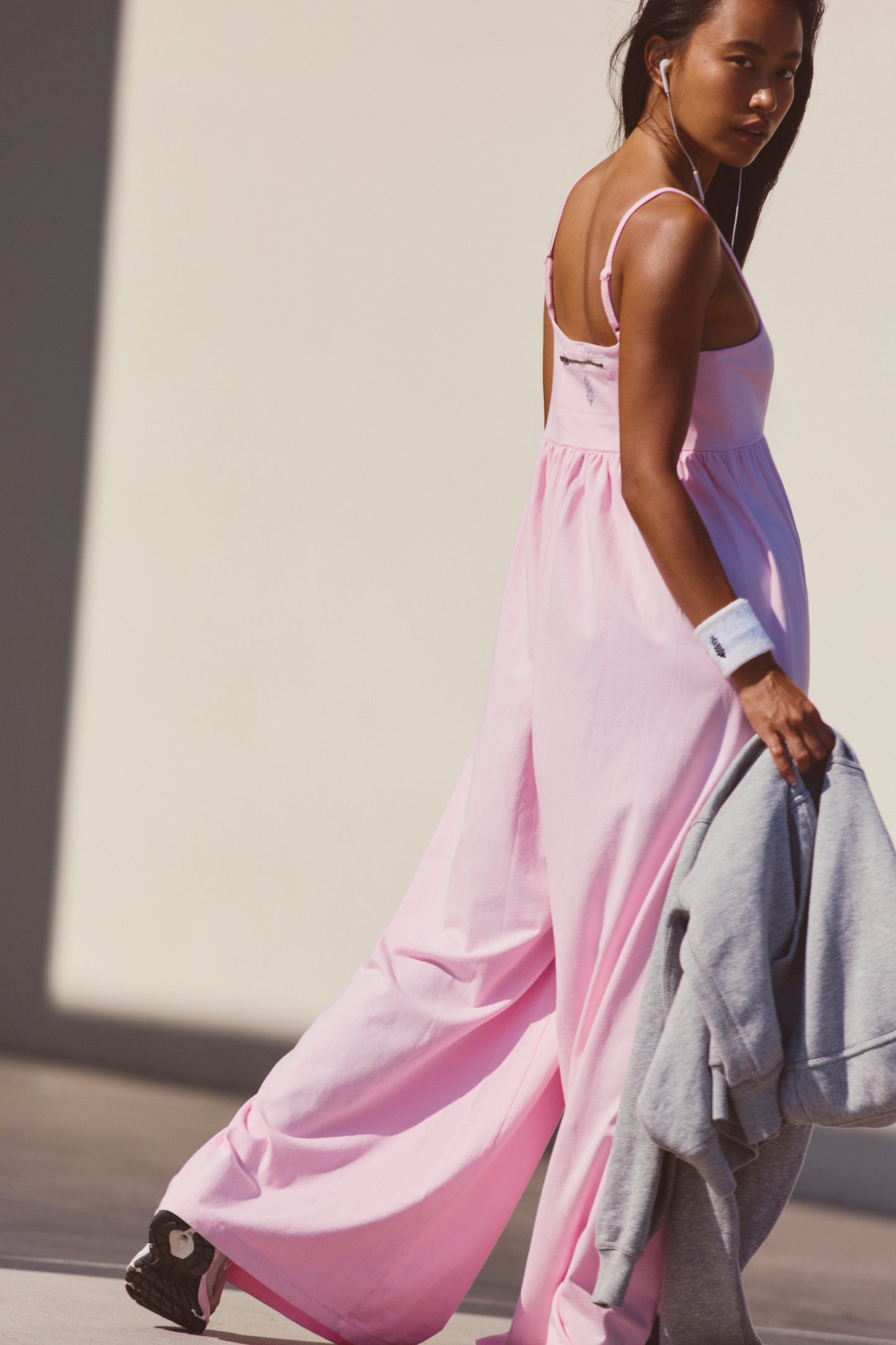BOUTIQUE FREE PEOPLE HOT SHOT STRAPPY ONSIE POWDER PINK SIDE