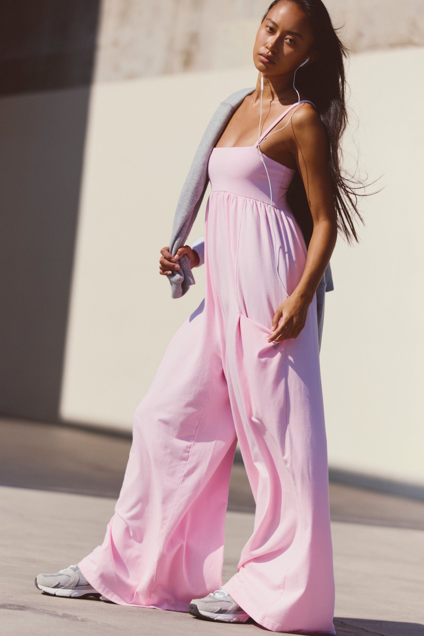 BOUTIQUE FREE PEOPLE HOT SHOT STRAPPY ONSIE POWDER PINK SIDE 2