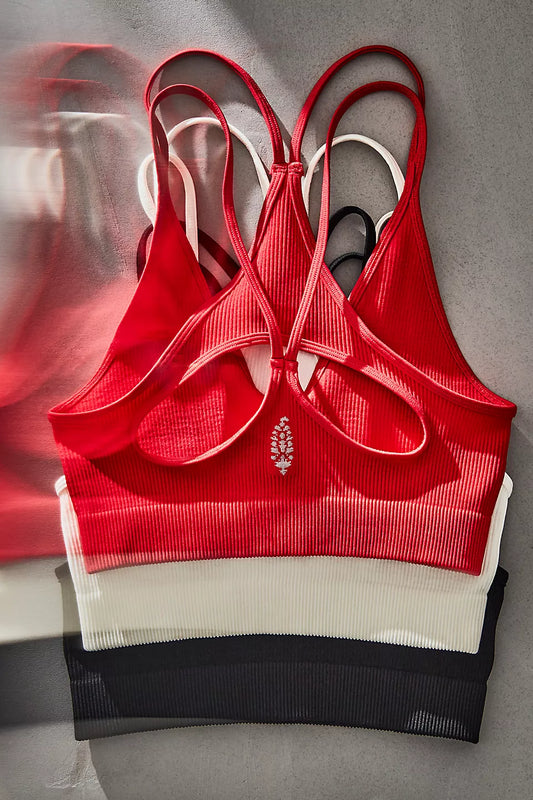 BOUTIQUE FREE PEOPLE MOVEMENT FREE THROW BRA WINTERBERRY BACK