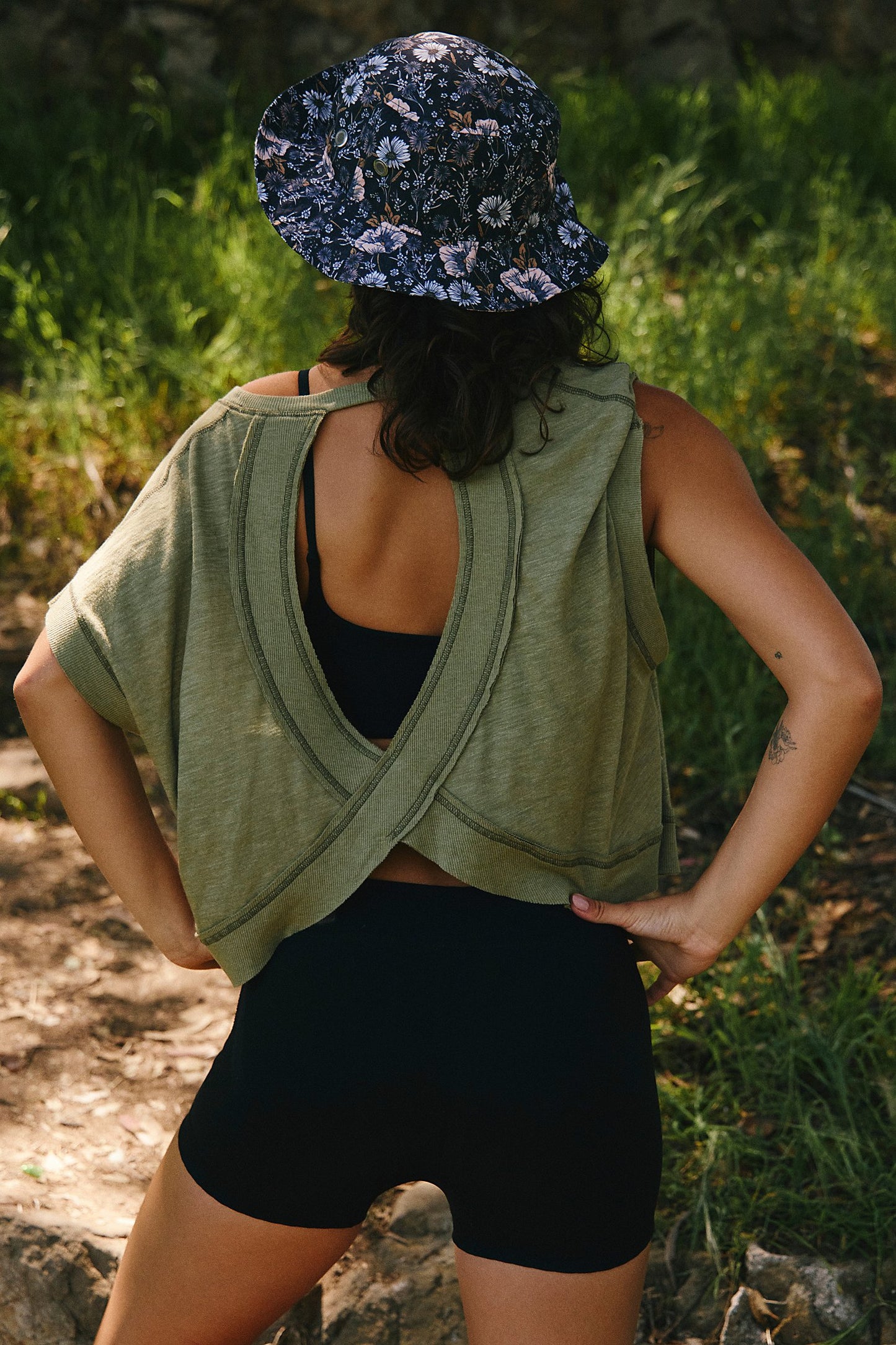 BOUTIQUE  FREE PEOPLE MY TIME TEE BACK SEAGRASS