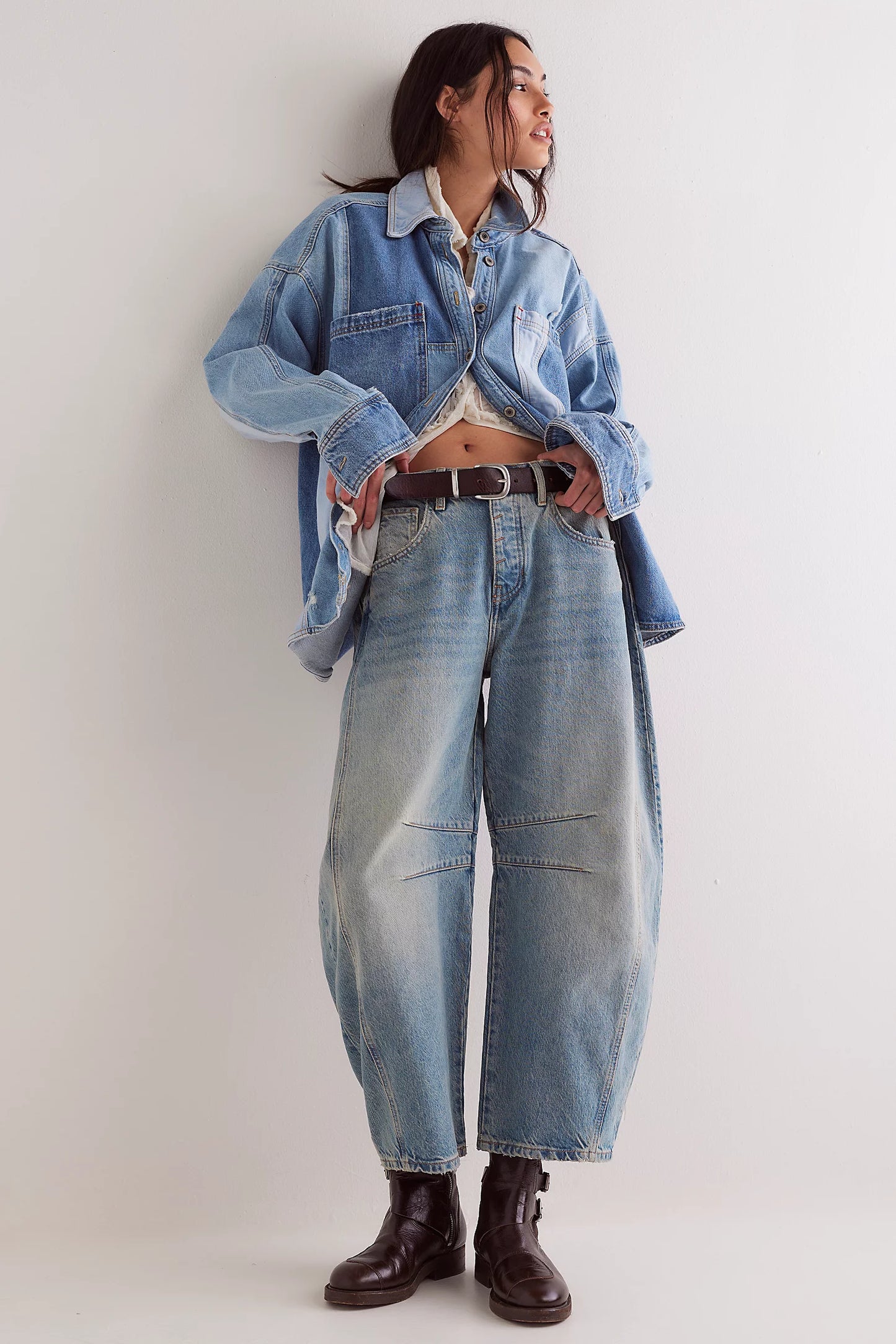BOUTIQUE FREE PEOPLE WE THE FREE GOOD LUCK MID RISE BARREL JEANS KISMET FRONT