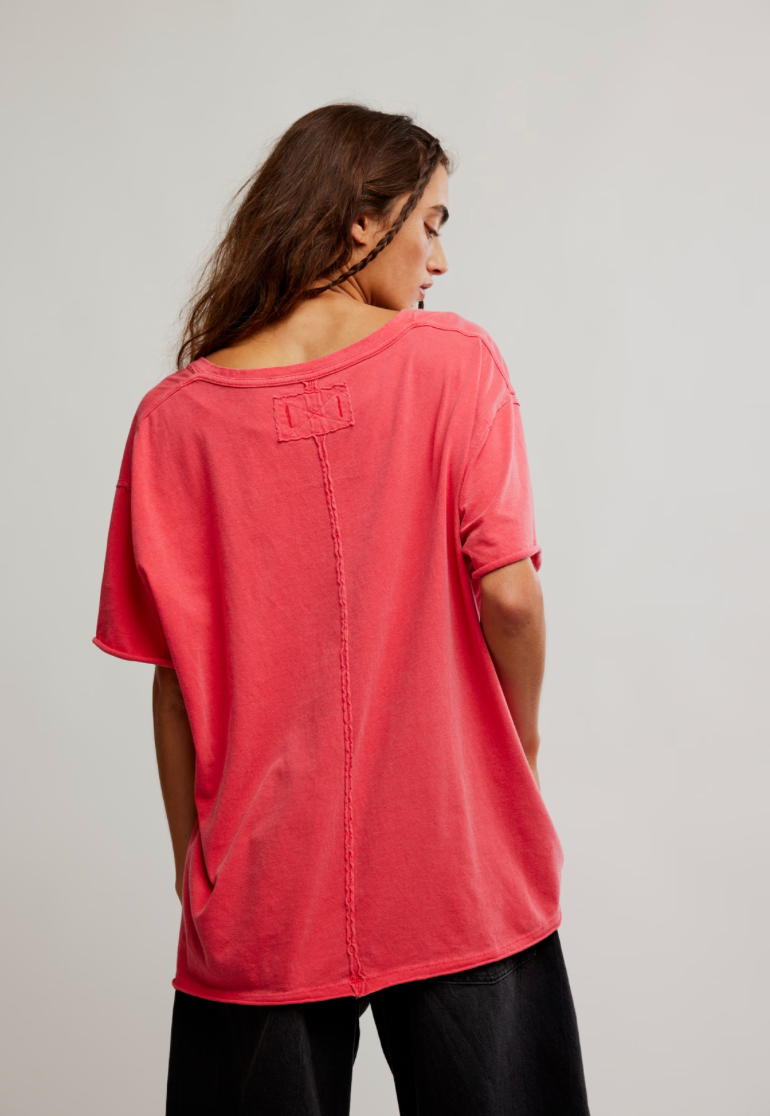 BOUTIQUE FREE PEOPLE WE THE FREE NINA V-NECK TEE ATLAS RED BACK