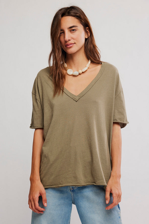 BOUTIQUE FREE PEOPLE WE THE FREE NINA V NECK TEE OLIVE STONE FRONT